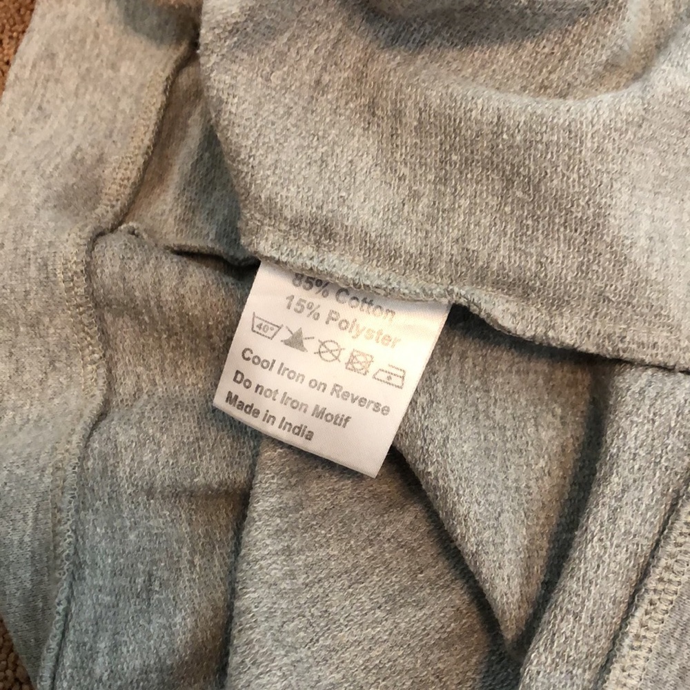 Brat & Suzie graphic sweatshirt - Picture 5 of 5